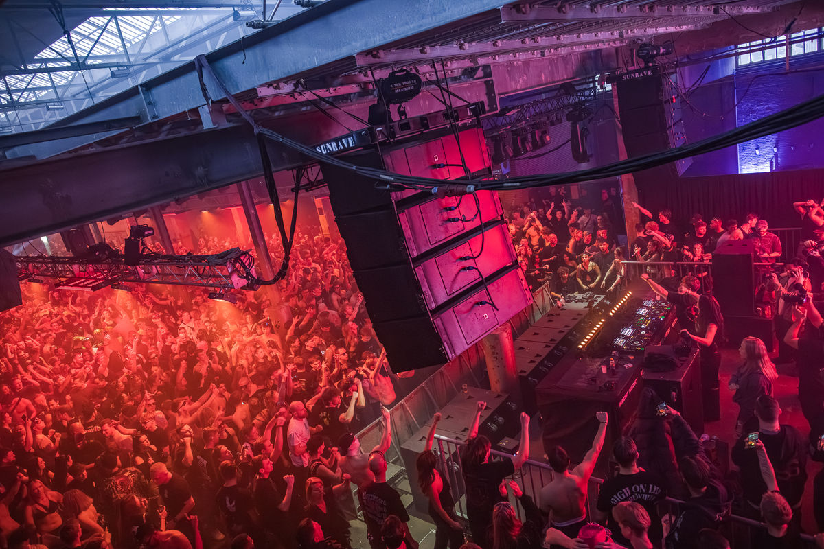 Loading... just a sec